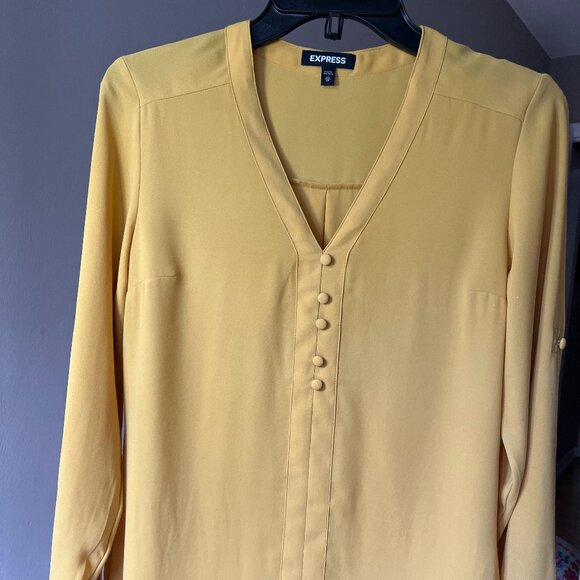 Express Silk Blouse - Picture 1 of 3